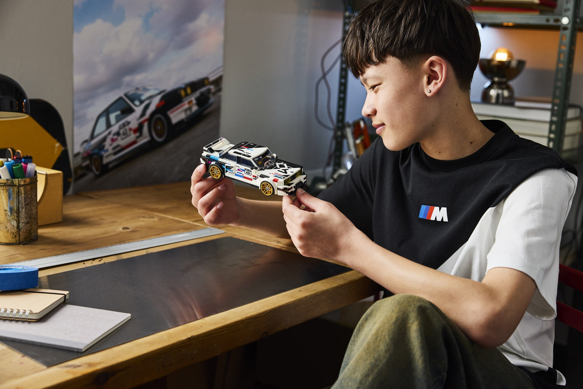LEGO Speed Champions 77263 BMW M3 (E30) 9