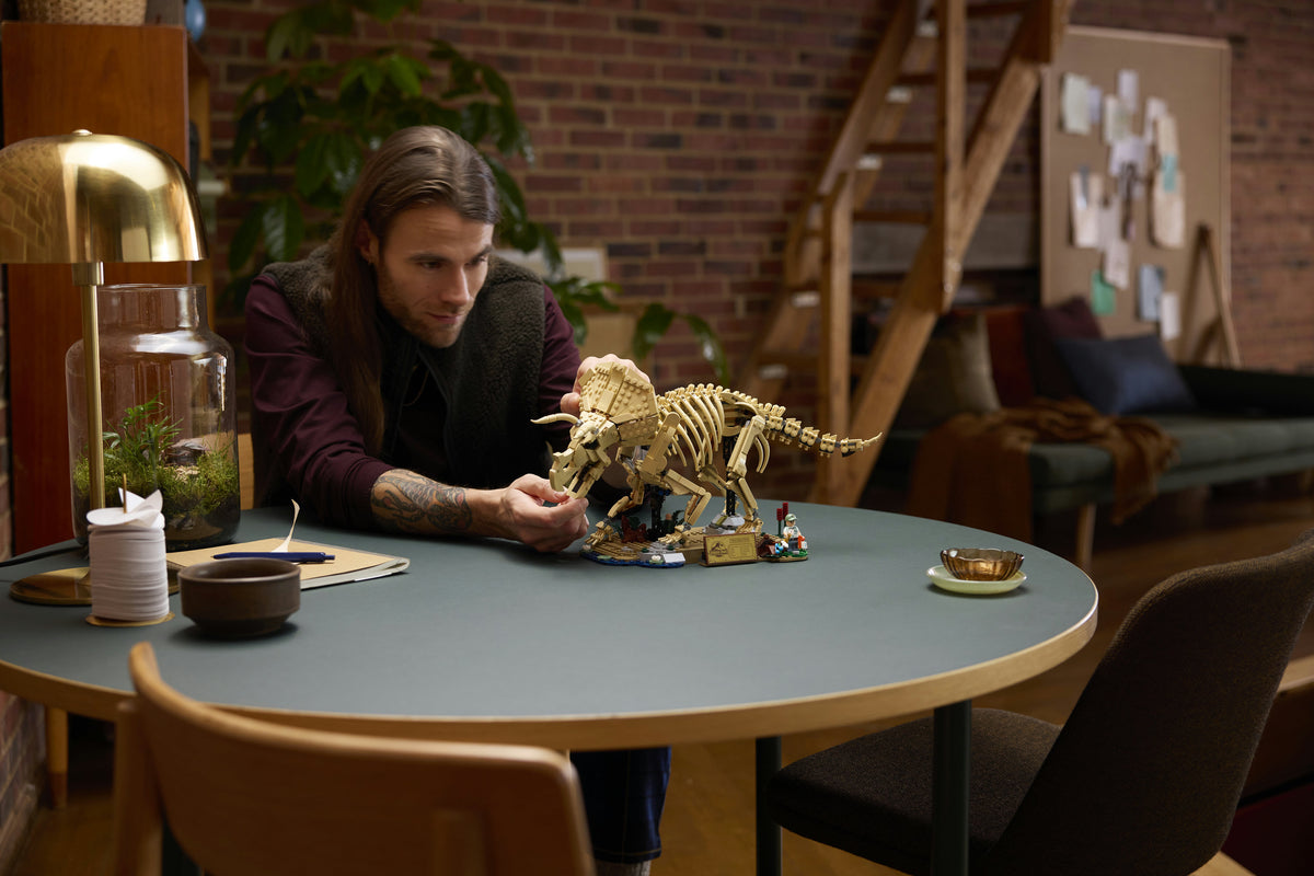 LEGO Jurassic World 77985 Dinosaurusfossiilit: Triceratops – kuva 5