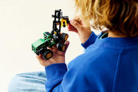 LEGO Technic 42218 Pyörillä varustettu John Deere 1470H ‑harvesteri