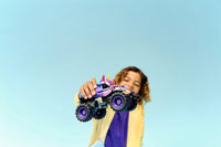 LEGO Technic 42220 Monster Jam™ Sparkle Smash™ vetomoottorilla – kuva 8