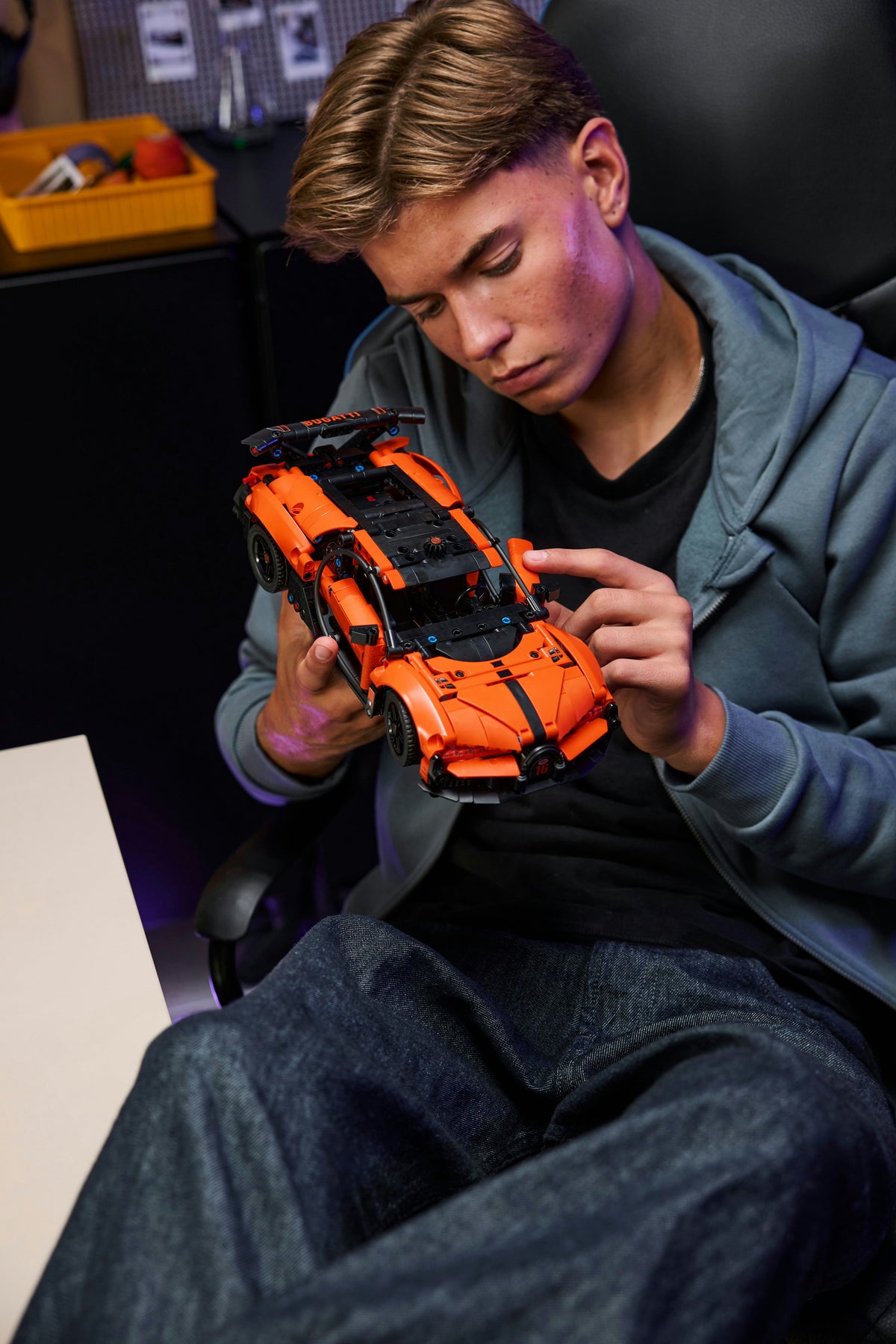 LEGO Technic 42222 Bugatti Chiron Pur Sport ‑hyperauto – kuva 6