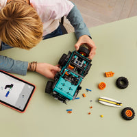 LEGO Technic 42227 Jeep® Wrangler Rubicon maasturi – kuva 7