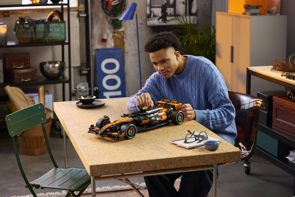 LEGO Technic 42228 McLaren MCL39 F1® auto – kuva 4