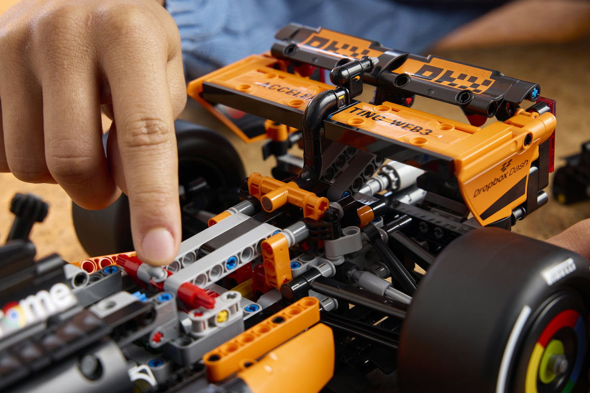 LEGO Technic 42228 McLaren MCL39 F1® auto – kuva 27