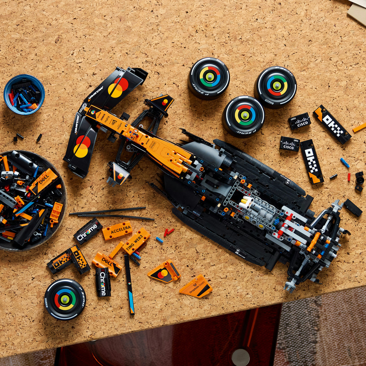 LEGO Technic 42228 McLaren MCL39 F1® auto – kuva 5