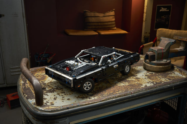 LEGO Technic 42231 - Fast and Furious Dodge Charger R/T ‑auto – kuva 14