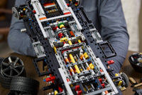 LEGO Technic 42232 Koenigsegg Sadair's Spear ‑mega-auto – kuva 5