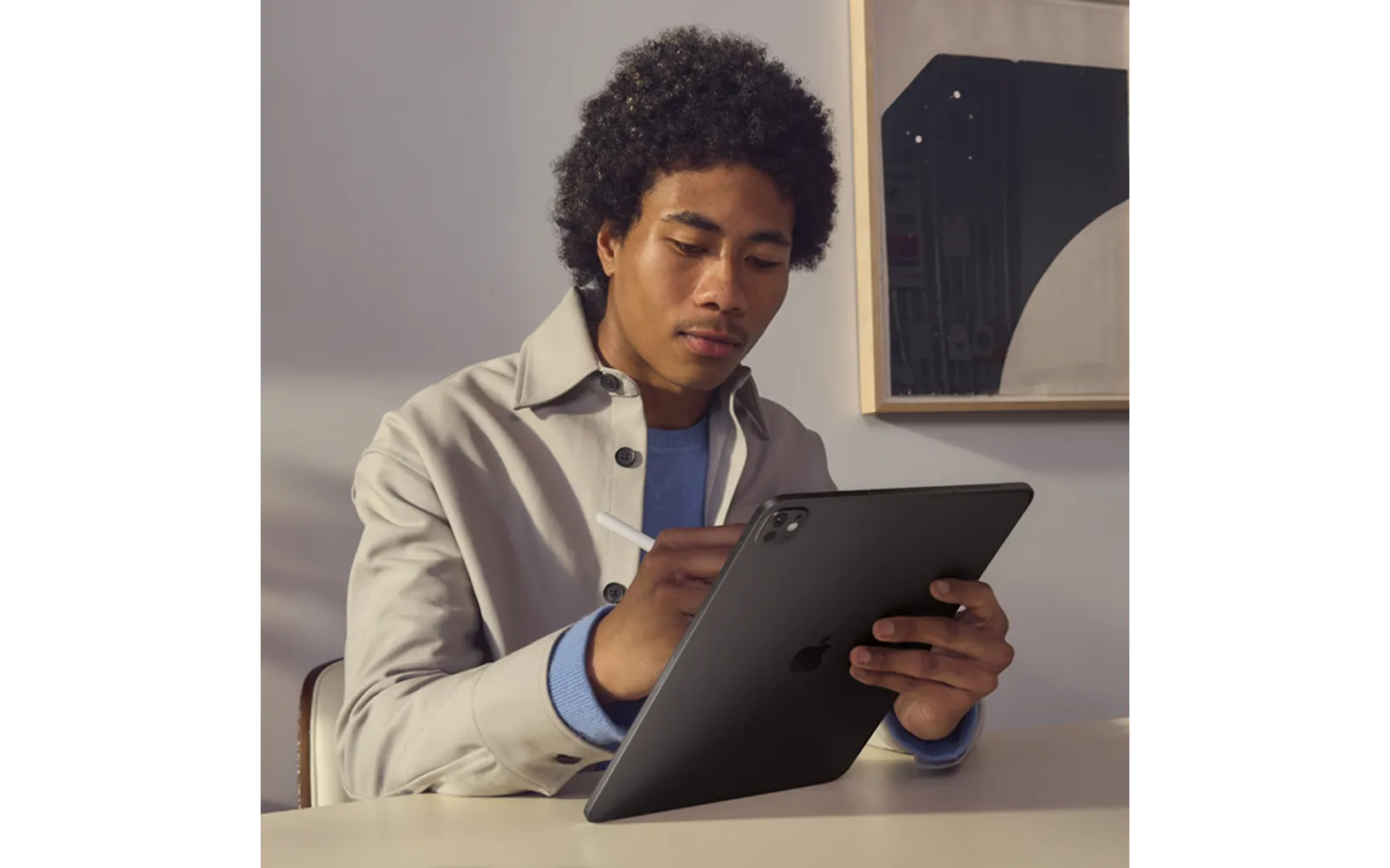 Apple iPad Pro 13" M5 512 Gt WiFi + 5G 2025, tähtimusta