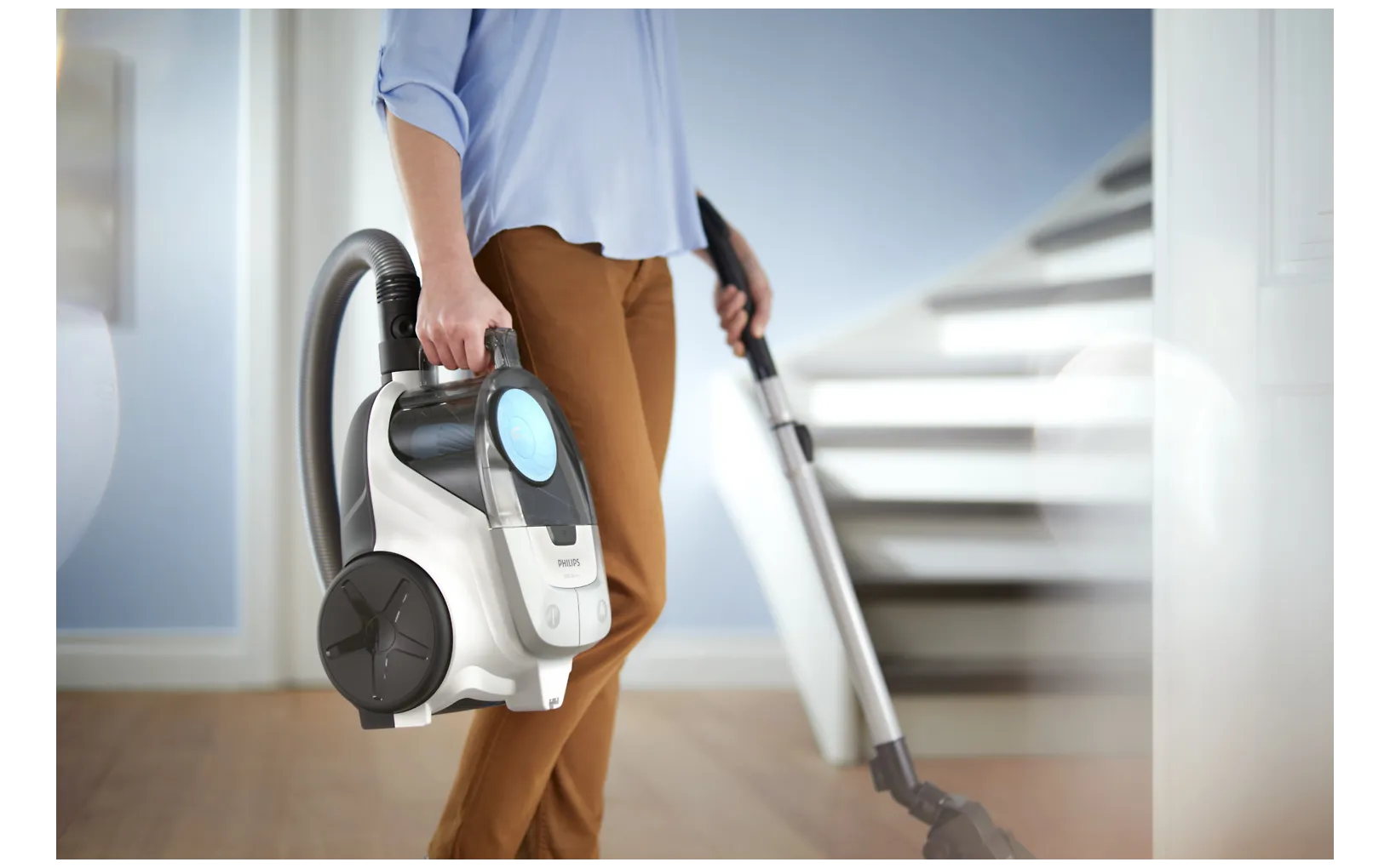 Philips XB2122/09 pölypussiton pölynimuri