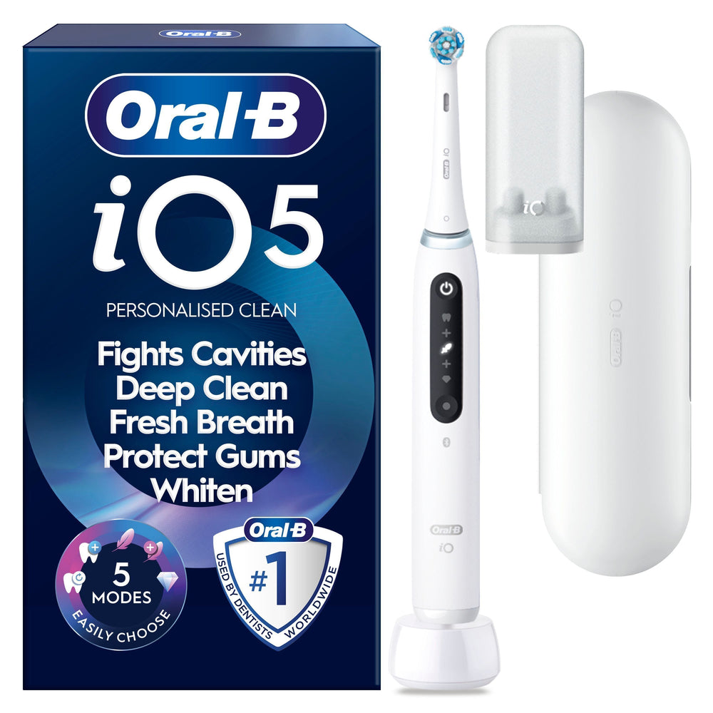 Oral-B iO5 sähköhammasharja, valkoinen + matkakotelo – kuva 1