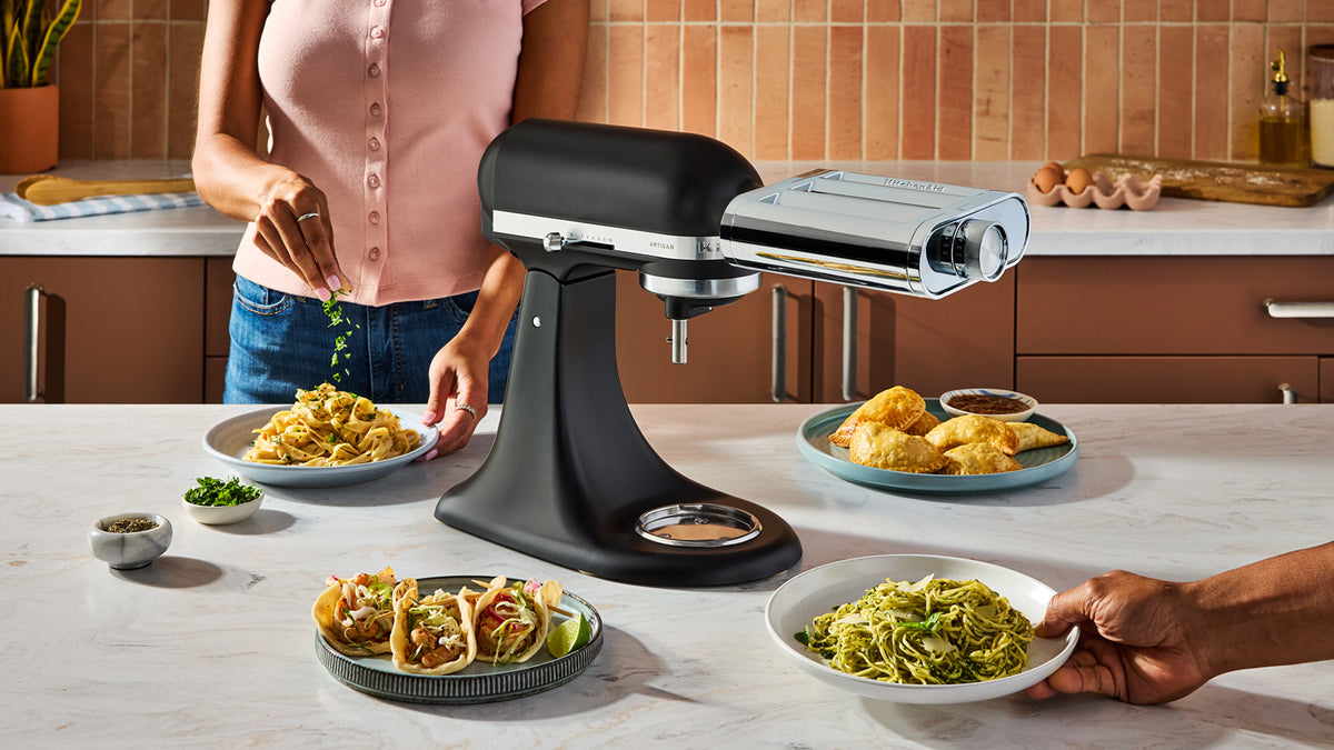 KitchenAid 3-in-1-pastalisävaruste, metalli – kuva 10
