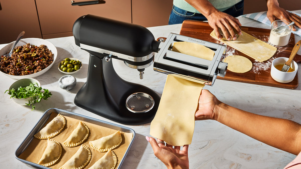 KitchenAid 3-in-1-pastalisävaruste, metalli – kuva 11