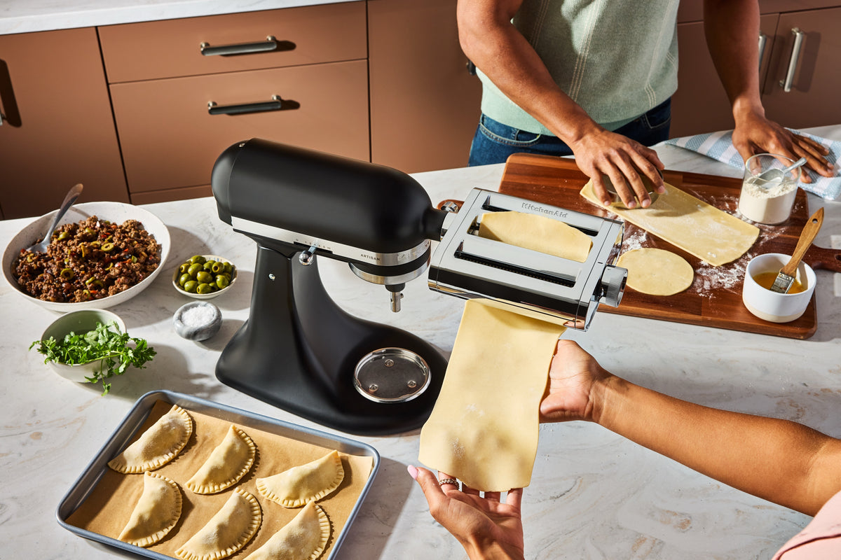 KitchenAid 3-in-1-pastalisävaruste, metalli – kuva 7