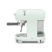 Smeg ECF02PGEU espressokeitin, pastellinvihreä – kuva 3
