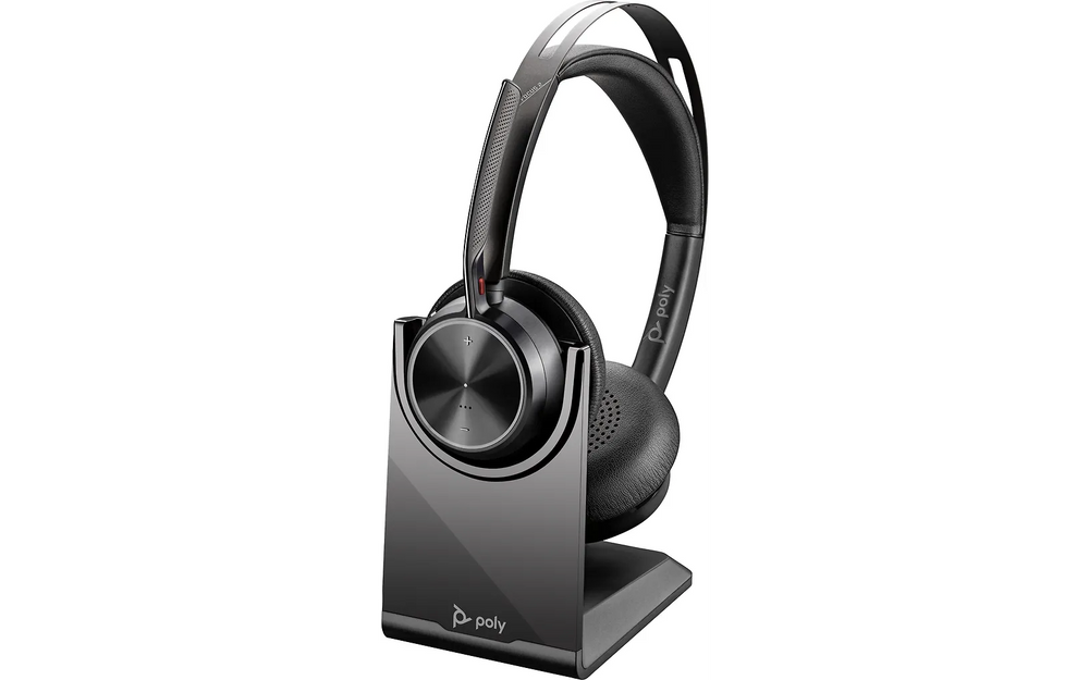 Poly Voyager Focus 2 -Bluetooth-kuulokemikrofoni lataustelineellä, UC