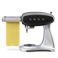 Smeg SMF04BLEU yleiskone, musta