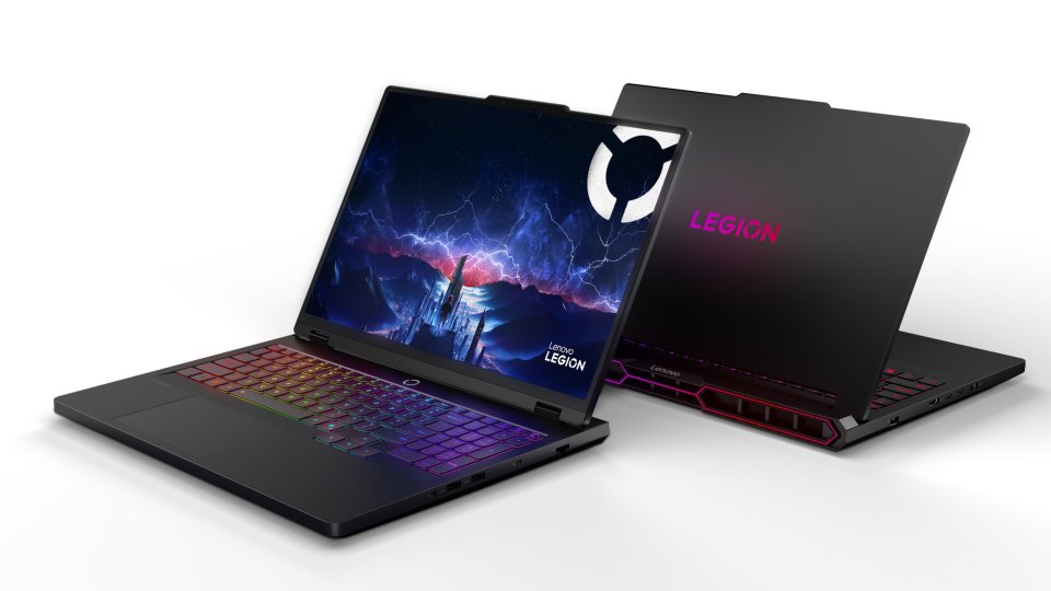 Lenovo Legion Pro 7 16IAX10H 16" pelikannettava, Windows 11 Home (83F5001QMX)
