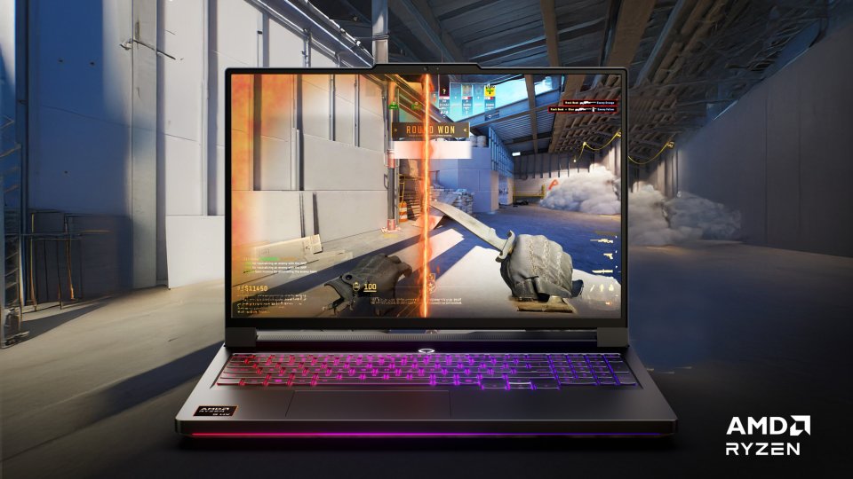 Lenovo Legion Pro 7 16AFR10H 16" pelikannettava, Windows 11 Home (83RU001JMX)