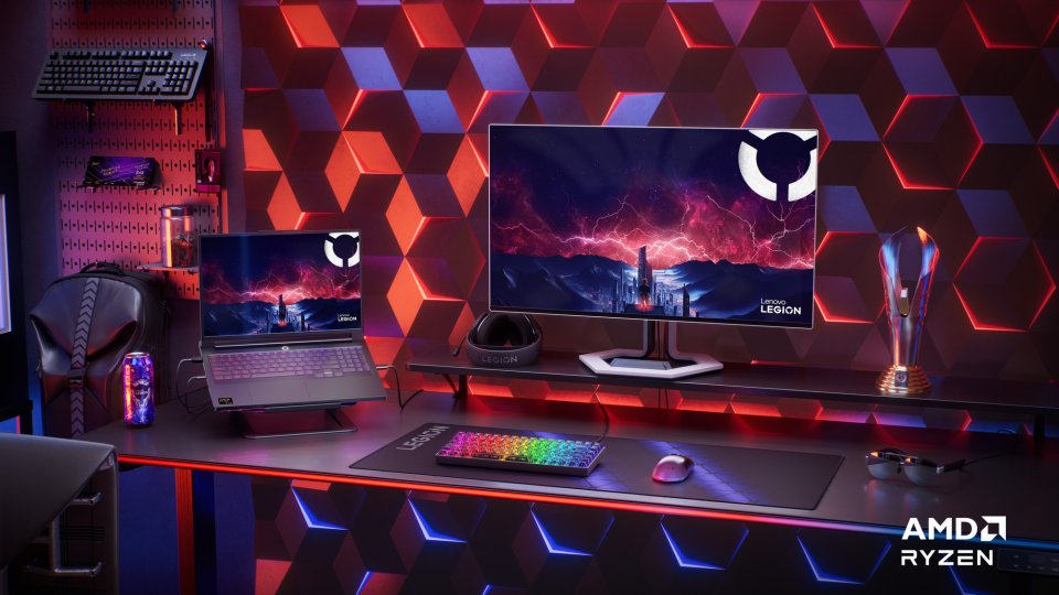 Lenovo Legion Pro 7 16AFR10H 16" pelikannettava, Windows 11 Home (83RU001JMX)
