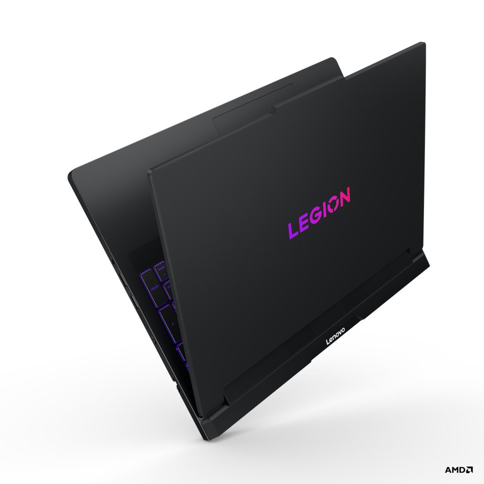 Lenovo Legion Pro 7 16AFR10H 16" pelikannettava, Windows 11 Home (83RU001JMX)
