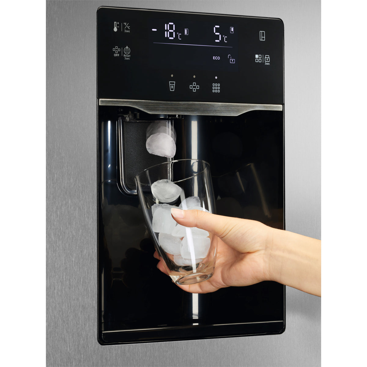 Electrolux EAI6HD57U0 Side By Side, teräs – kuva 3