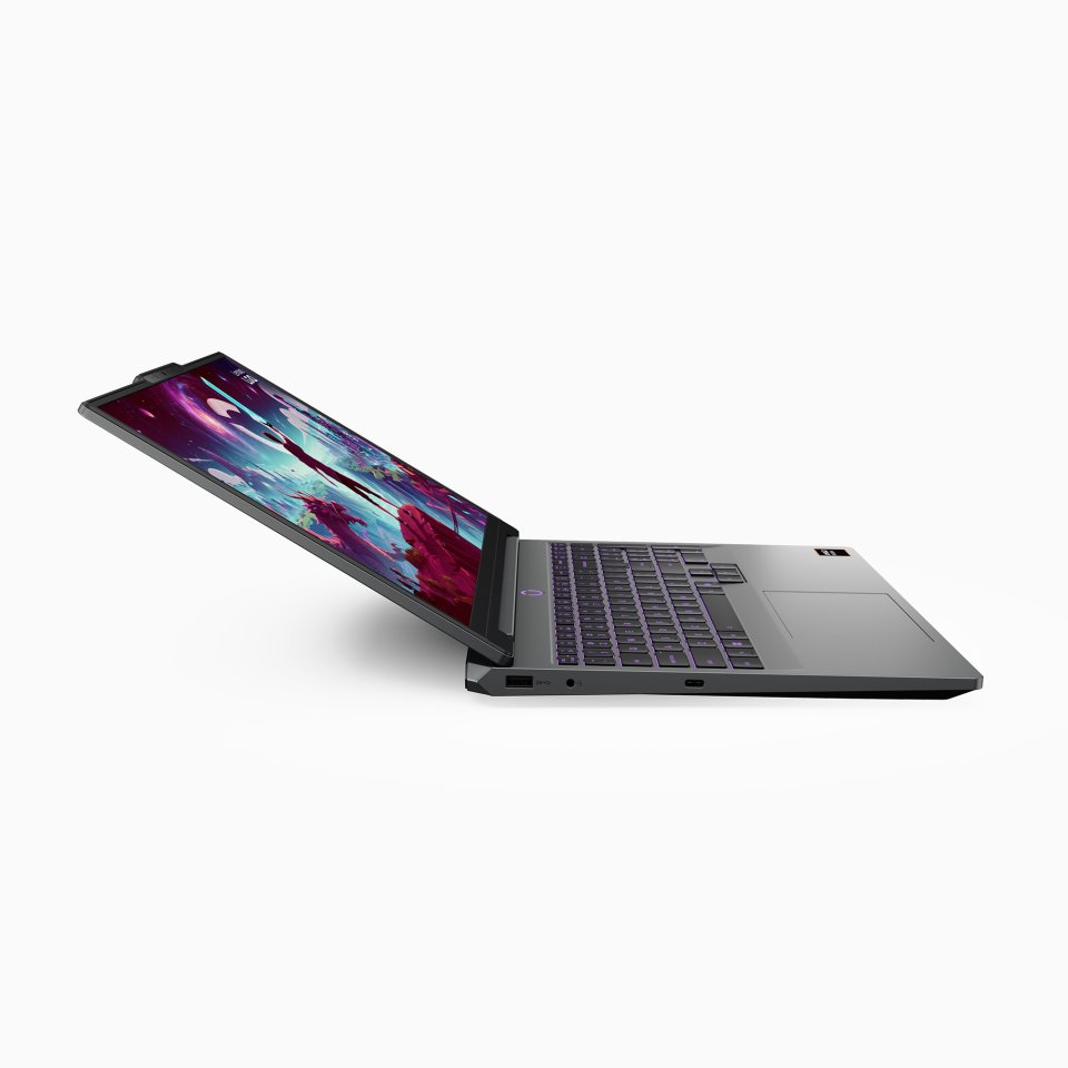 Lenovo LOQ 15AHP11 15,3" pelikannettava, Windows 11 Home (83TN005UMX)