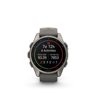 Garmin fenix 9 urheilukello, 43 mm, titaani ja Pebble Gray silikoniranneke