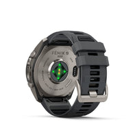 Garmin fenix 9 Pro urheilukello, 51 mm, titaani ja Graphite/Black silikoniranneke