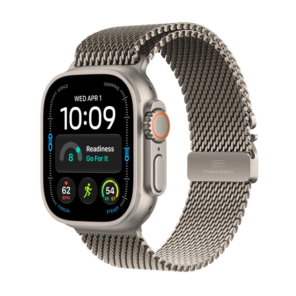 Apple Watch Ultra 4 (GPS + Cellular) 49 mm luonnonvaalea titaanikuori ja luonnonvaalea milanolaisranneke, keskikokoinen