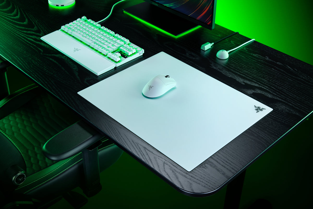 Razer Atlas Pro lasinen hiirimatto, valkoinen – 9