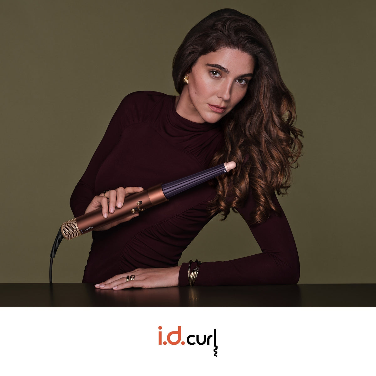 Dyson Airwrap I.D.™ Straight+Wavy multi-styler ja hiustenkuivaaja, Plum Copper
