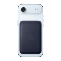 Apple iPhone FineWoven-lompakko MagSafella, musteensininen – 7