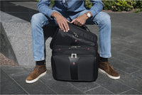 Wenger Patriot -laukkusetti 15,6"/17" kannettavalle tietokoneelle, musta – kuva 9