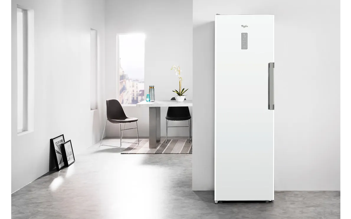Whirlpool UW8F2DWHBIN2 kaappipakastin, valkoinen
