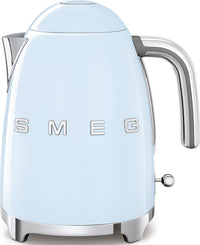 Smeg KLF03PBEU -vedenkeitin, pastellin sininen