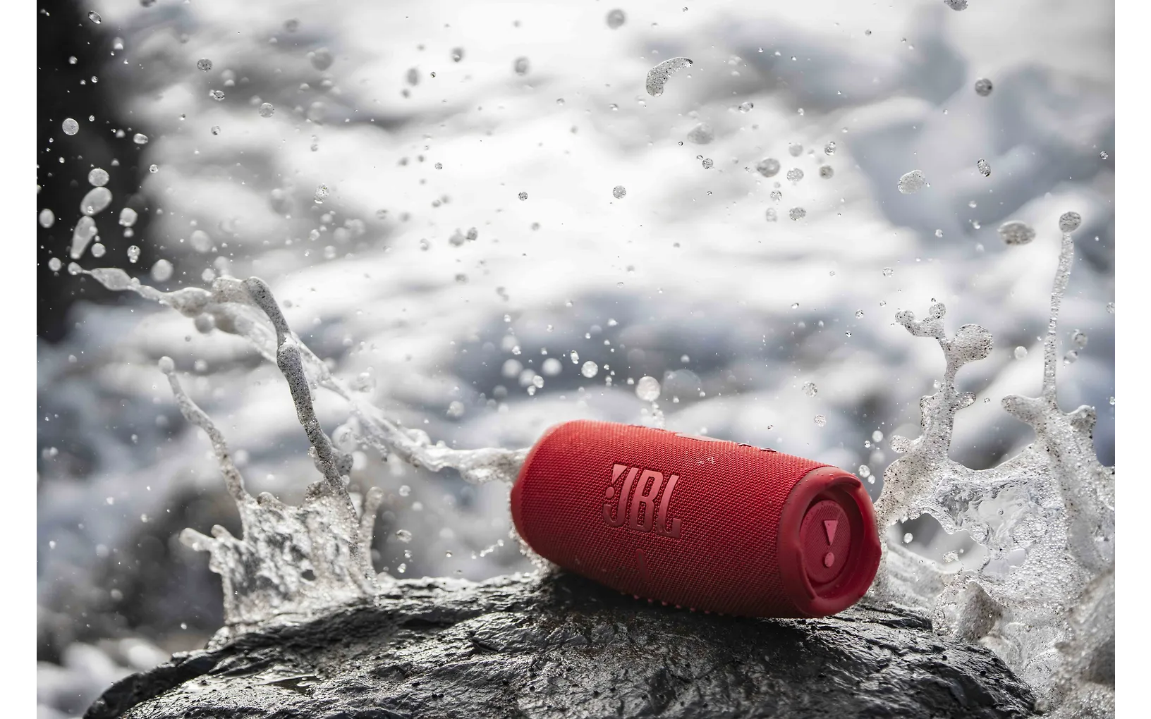 JBL Charge 5 -Bluetooth-kaiutin, punainen