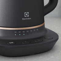 Electrolux E7K1-6BP -vedenkeitin