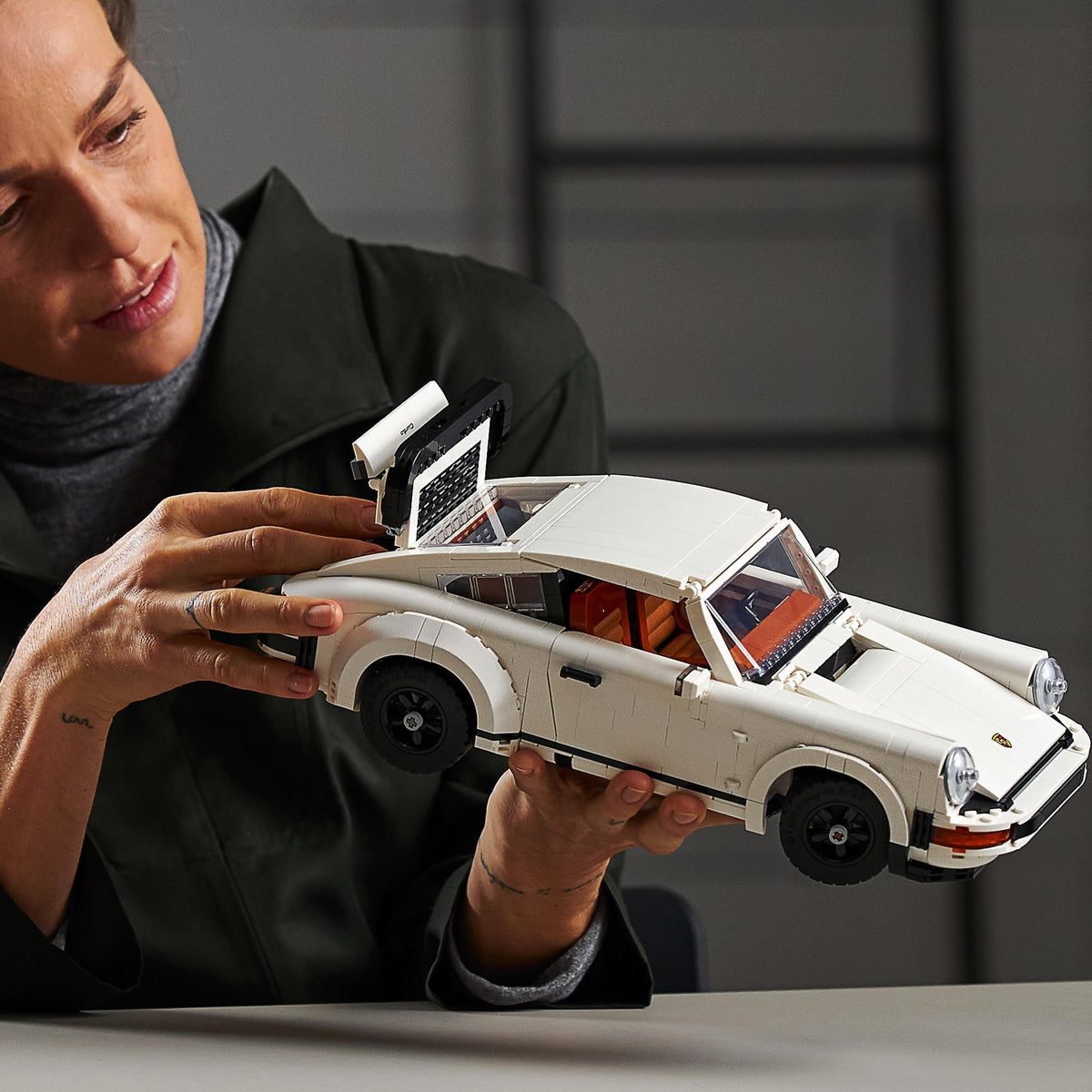 LEGO Icons 10295 Porsche 911 – kuva 9