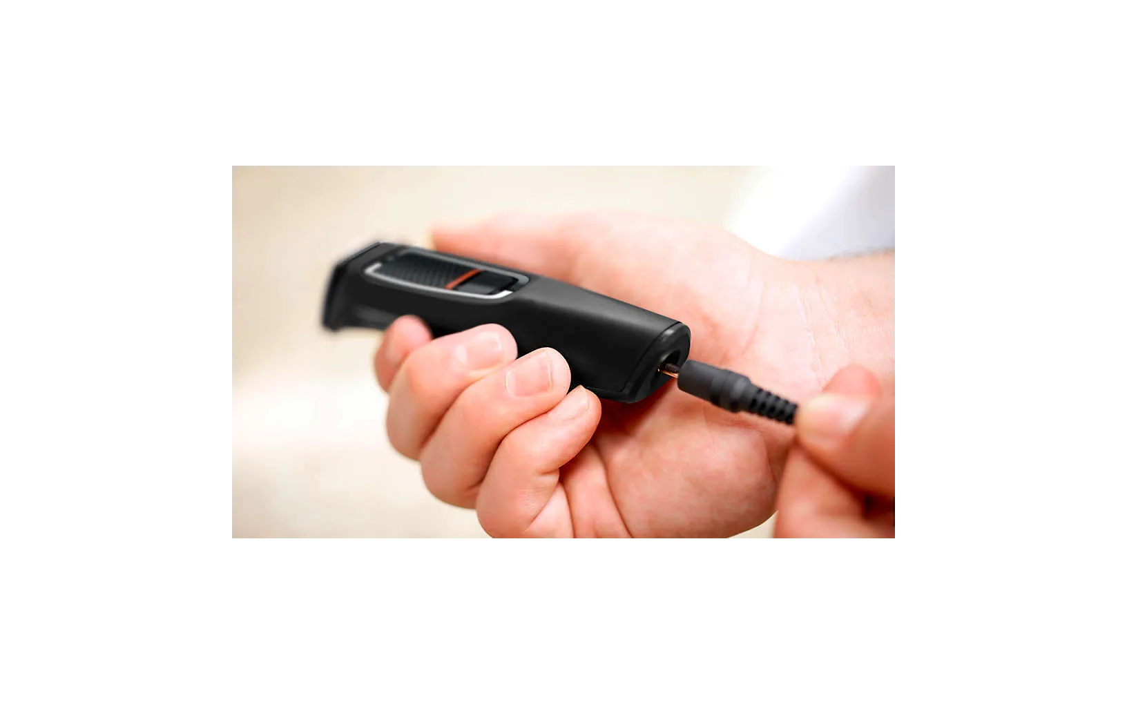 Philips Series 3000 MG3730/15 8-i-1 multigroom-skäggtrimmer