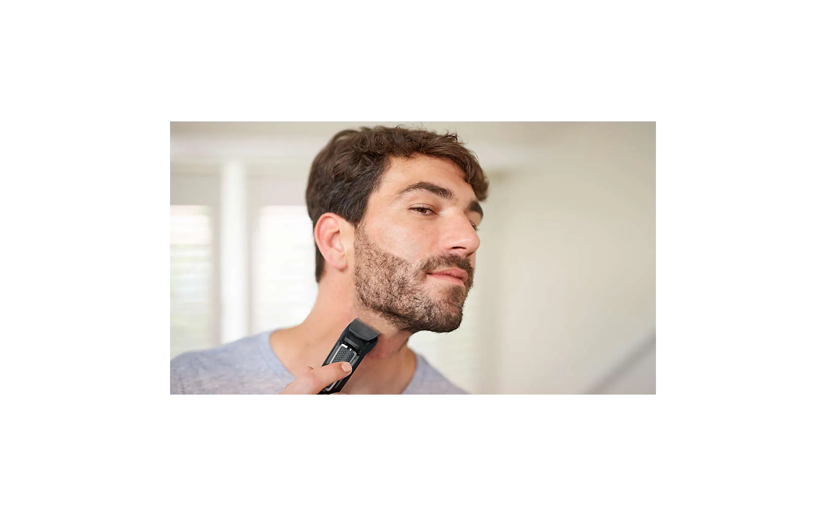 Philips Series 3000 MG3730/15 8-i-1 multigroom-skäggtrimmer