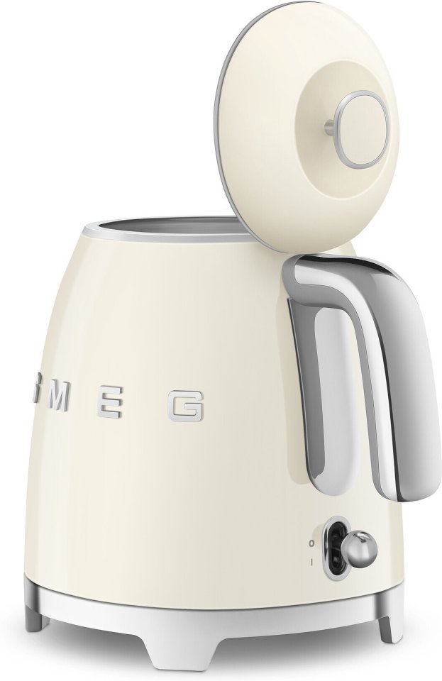 Smeg KLF05CREU -vedenkeitin, kerman valkoinen