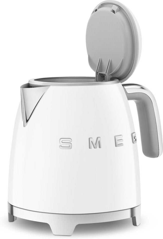 Smeg KLF05WHEU -vedenkeitin, valkoinen
