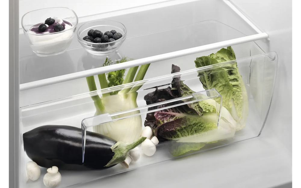 Electrolux LRB2AE88S jääkaappi, integroitava