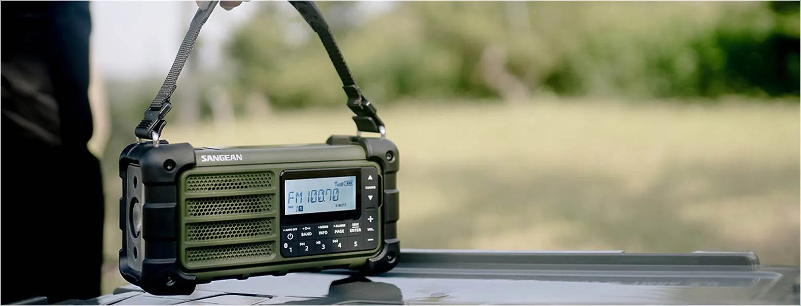 Sangean MMR-99 -ladattava FM-radio, Forest Green