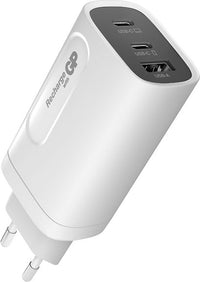 GP GaN PD 65 W -verkkovirtalaturi, 2x USB-C + 1x USB-A, valkoinen