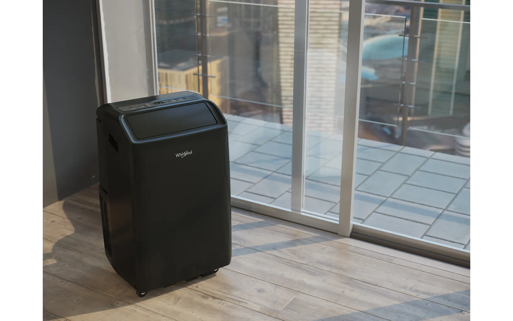 Whirlpool PACF212HP B ilmastointilaite, 12 000 BTU, lämmittävä, musta