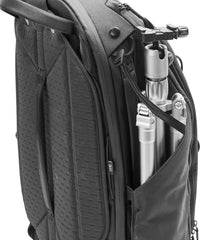Peak Design Travel Backpack 45L -päiväreppu, musta – kuva 11