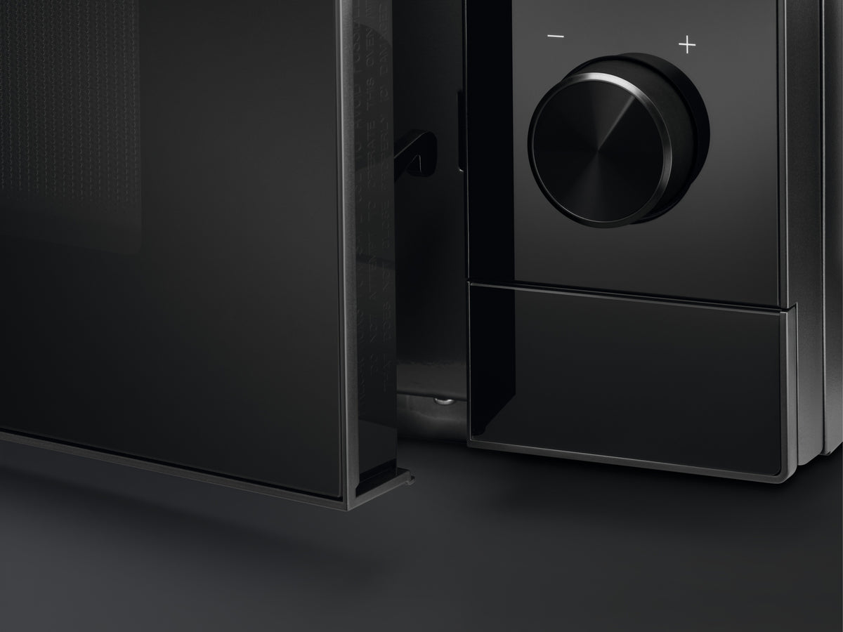 Electrolux EMZ729EMK mikroaaltouuni, musta