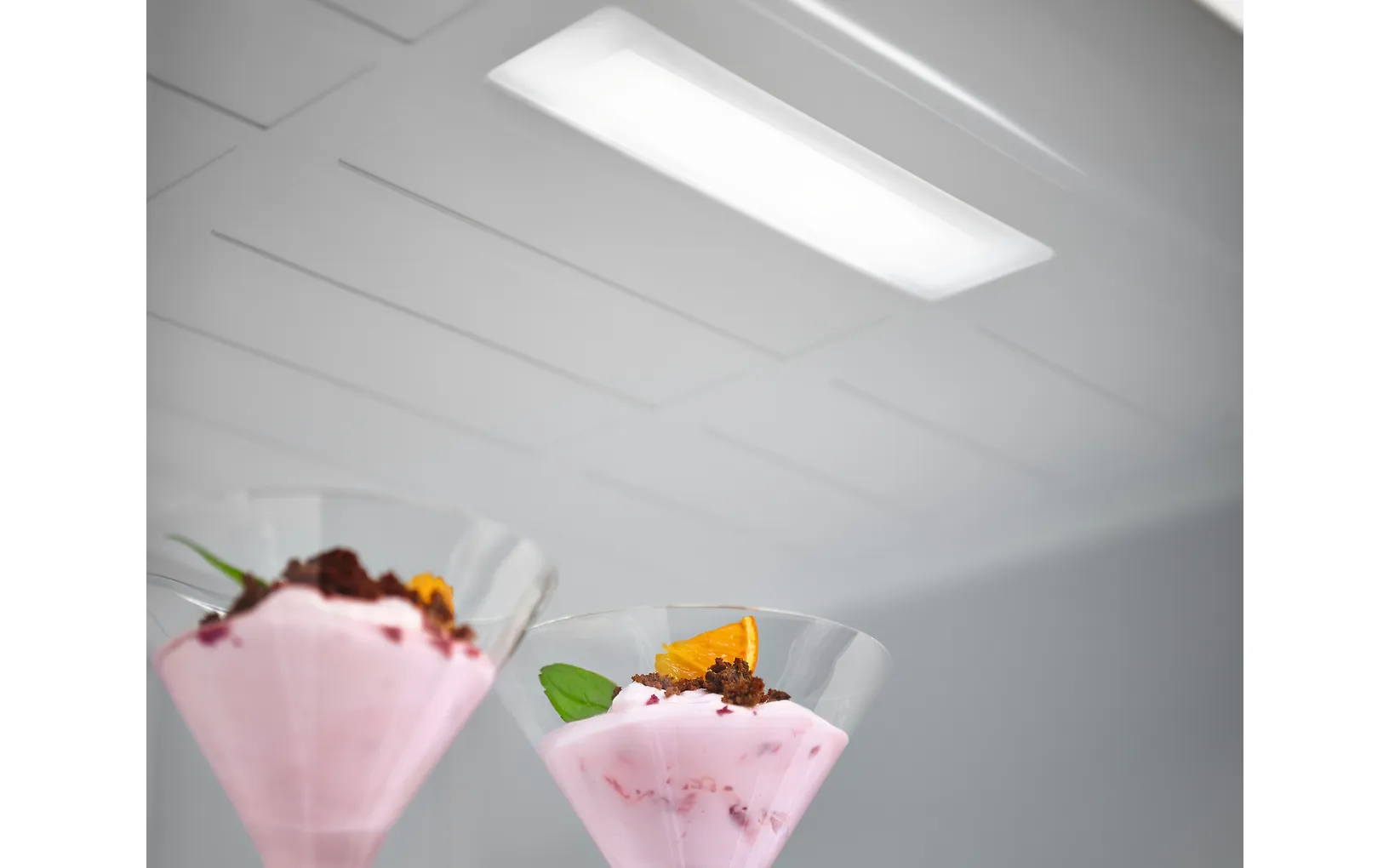 AEG RCB632E9MU 6000-sarjan jääkaappipakastin, teräs