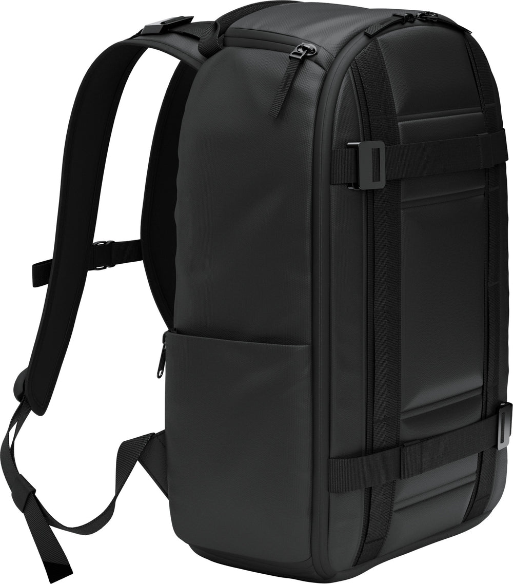 Db The Ramverk 21L Backpack -reppu, black out – kuva 2